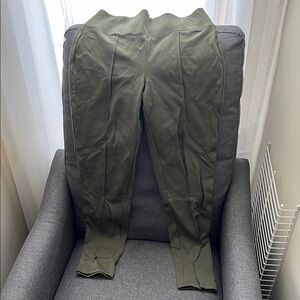 Nine West Olive dress style leggings